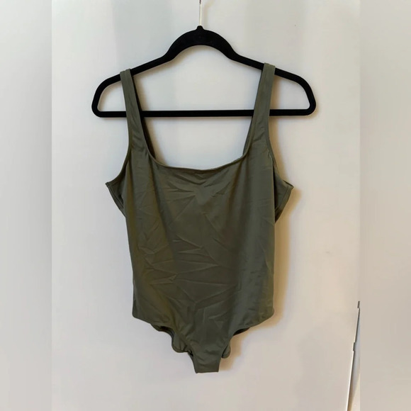 Lafayette 148 NWT L148 SWIM ONE-PIECE Deep Basil Size XL - Picture 3 of 6
